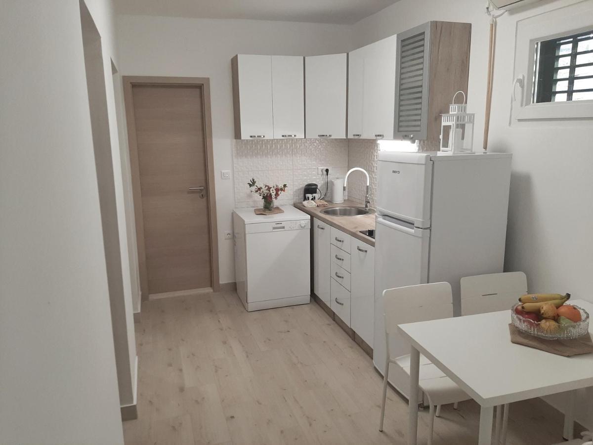 Apartman Maslina Pisak Eksteriør billede
