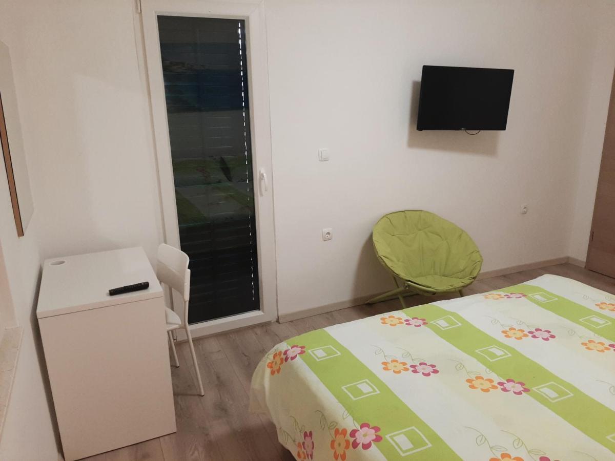 Apartman Maslina Pisak Eksteriør billede