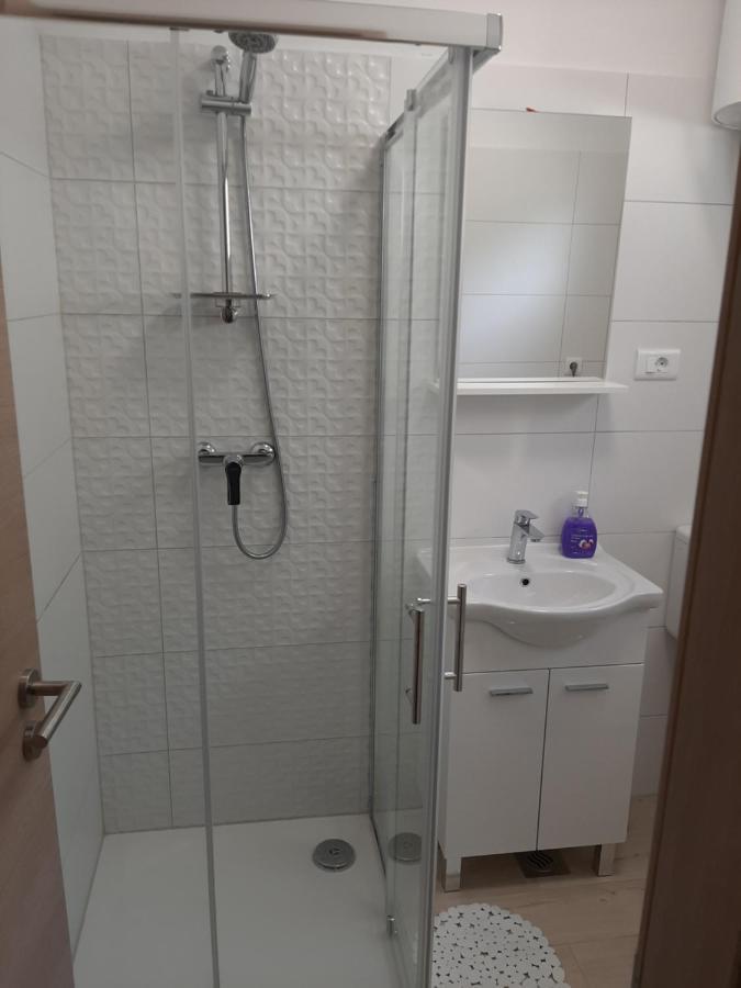 Apartman Maslina Pisak Eksteriør billede